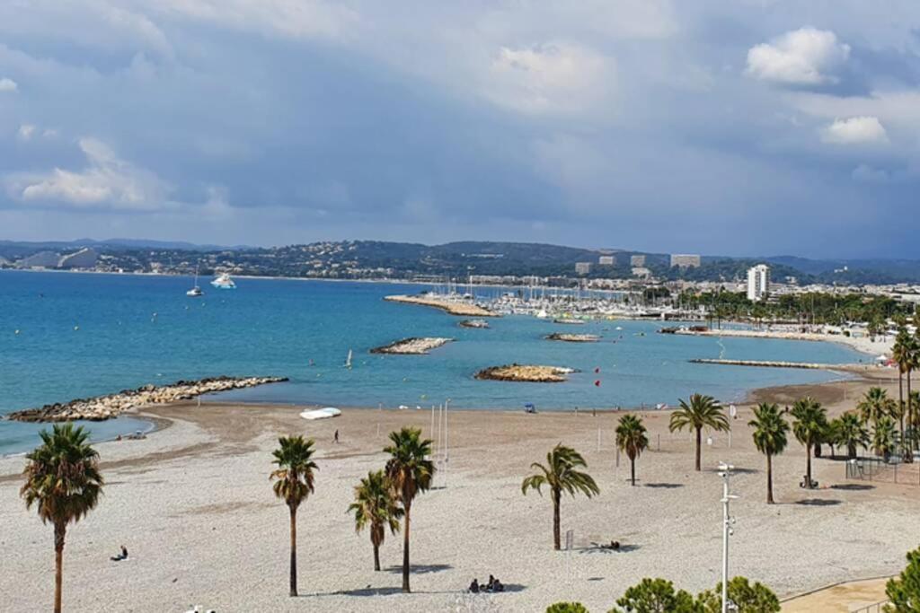 Superbe Appartement Plage Saint-Laurent Du Var Exterior photo